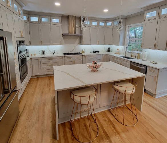 Coastal Harbor framed shaker kitchen - Cabinet Sales Center