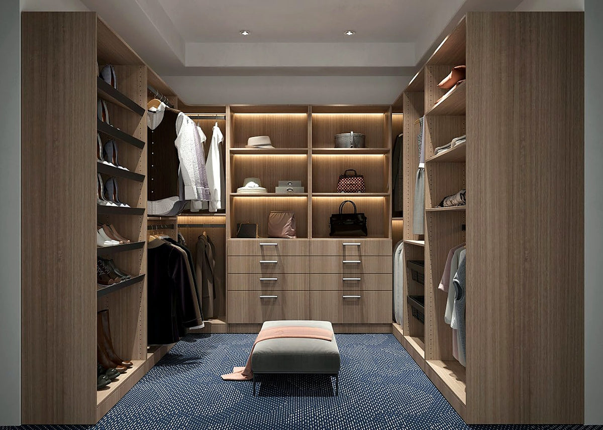 Walnut Light walk-in