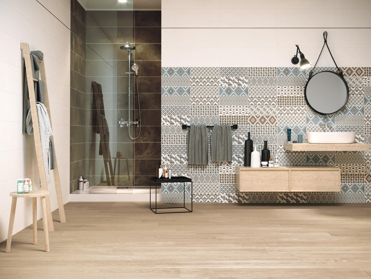 Nativo Miele wood-look porcelain tile bathroom