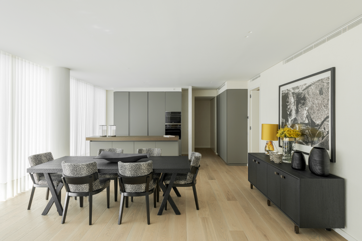Ribadao Rio Tua engineered hardwood flooring room scene